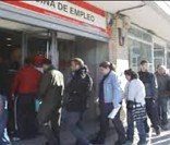 Fila de desempregados na Espanha