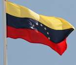 Bandeira da Venezuela hasteada em Caracas, capital do país