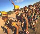 Kuarup: índios do Alto Xingu homenageiam os mortos (Crédito Mario Vilela - Funai)