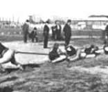 Cabo de Guerra já foi modalidade olímpica (na foto, competição nas Olimpíadas de 1914)