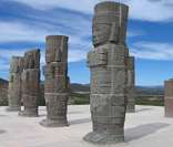 Estátuas de pedras feitas pelos toltecas