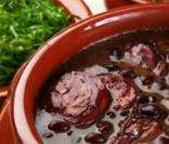 Feijoada: prato típico da culinária nordestina.