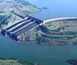 Usina hidrelétrica de Itaipu: geração de energia através da água