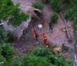 Tribo de índios isolados que vivem no Acre (foto divulgada pela Funai em 2008)