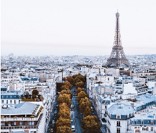 Paris: capital da França, com a Torre Eiffel no destaque