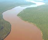 Rio Iguaçu: um dos principais cursos de água do estado do Paraná
