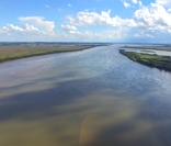 Foto do rio Paraná na fronteira entre o Brasil e o Paraguai