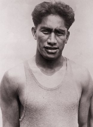 Foto do surfista Duke Kahanamoku