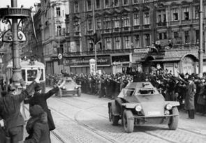 Tropas alemãs entram em Viena em 1938