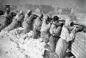 Soldados do Exército Vermelho na Batalha de Stalingrado
