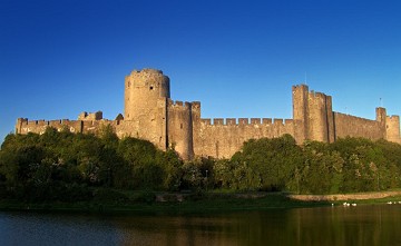 Foto de um Castelo Normando do s&eacute;culo XI no Pa&iacute;s de Gales
