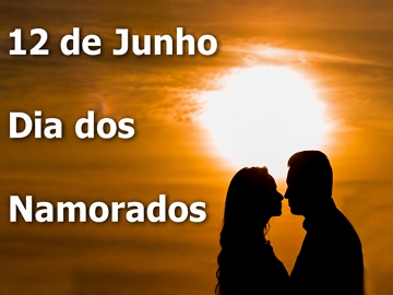 Imagem de namorados no p&ocirc;r do sol
