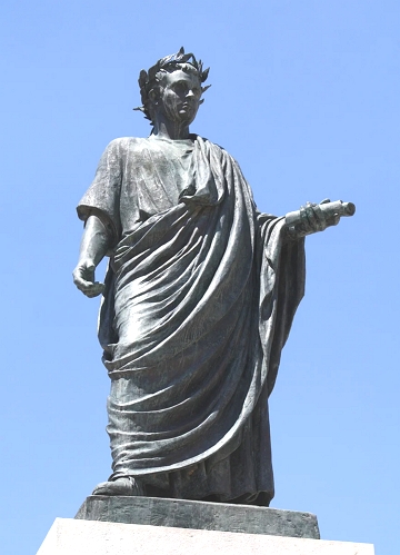 Est&aacute;tua de Hor&aacute;cio na It&aacute;lia