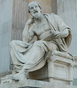 Estátua de Heródoto