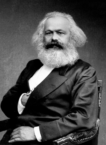 Fotografia de Karl Marx sentado