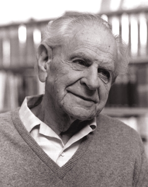 Foto do fil&oacute;sofo Karl Popper, homem idoso de cabelos brancos
