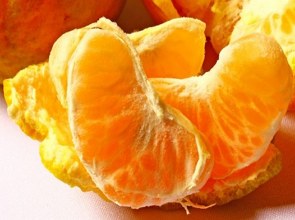 Foto mostrando gomos de tangerina