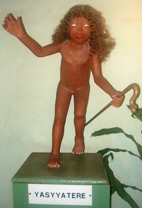 Boneco do personagem folclore paraguaio Jaci jater&ecirc;