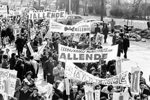 Manifestação a favor de Salvador Allende em 1964