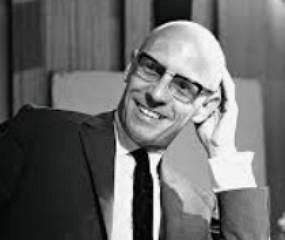 Foto do filósofo estruturalista francês Michel Foucault