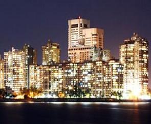 Vista noturna da cidade de Mumbai na &Iacute;ndia