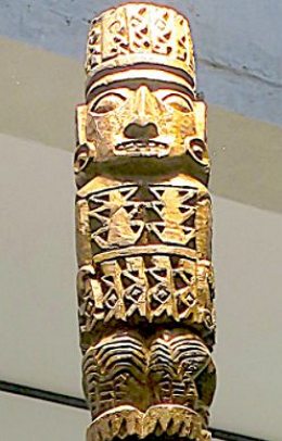 Escultura do deus inca Pachac&aacute;mac