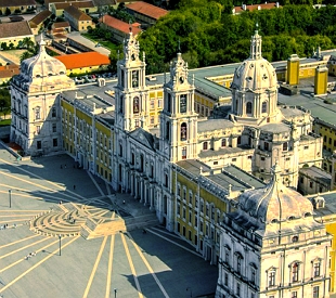 Pal&aacute;cio Nacional de Mafra vista de cima