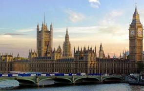 Foto do Palácio de Westminster em Londres