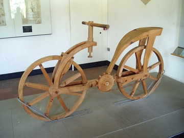 Projeto da primeira bicicleta de Leonardo da Vinci
