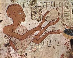Pintura de sacerdotes egípcios fazendo um ritual